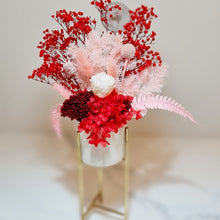 Load image into Gallery viewer, Maroon me arrangement
